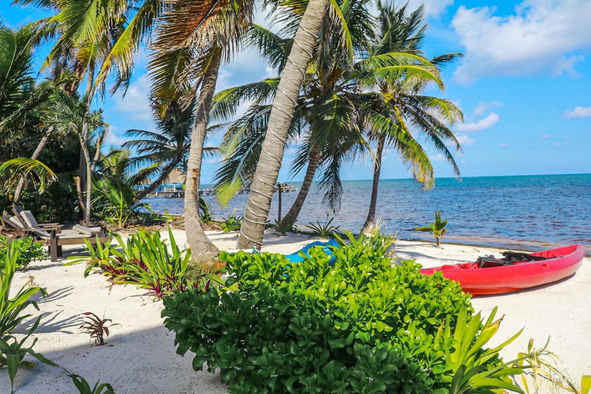 Blue Water Beach Villas San Pedro  Chambre photo