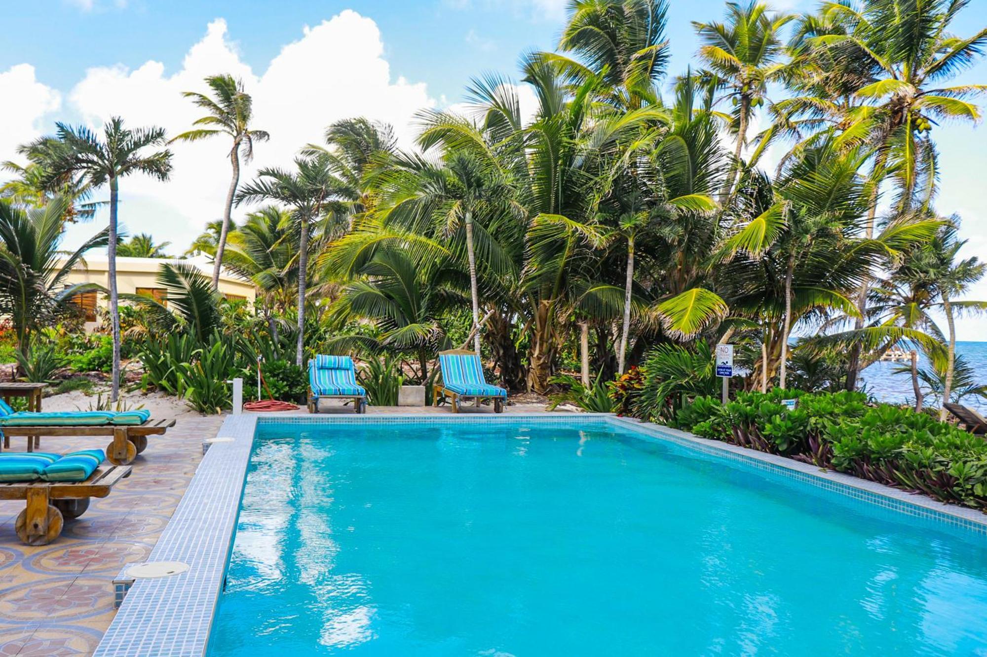 Blue Water Beach Villas San Pedro  Chambre photo