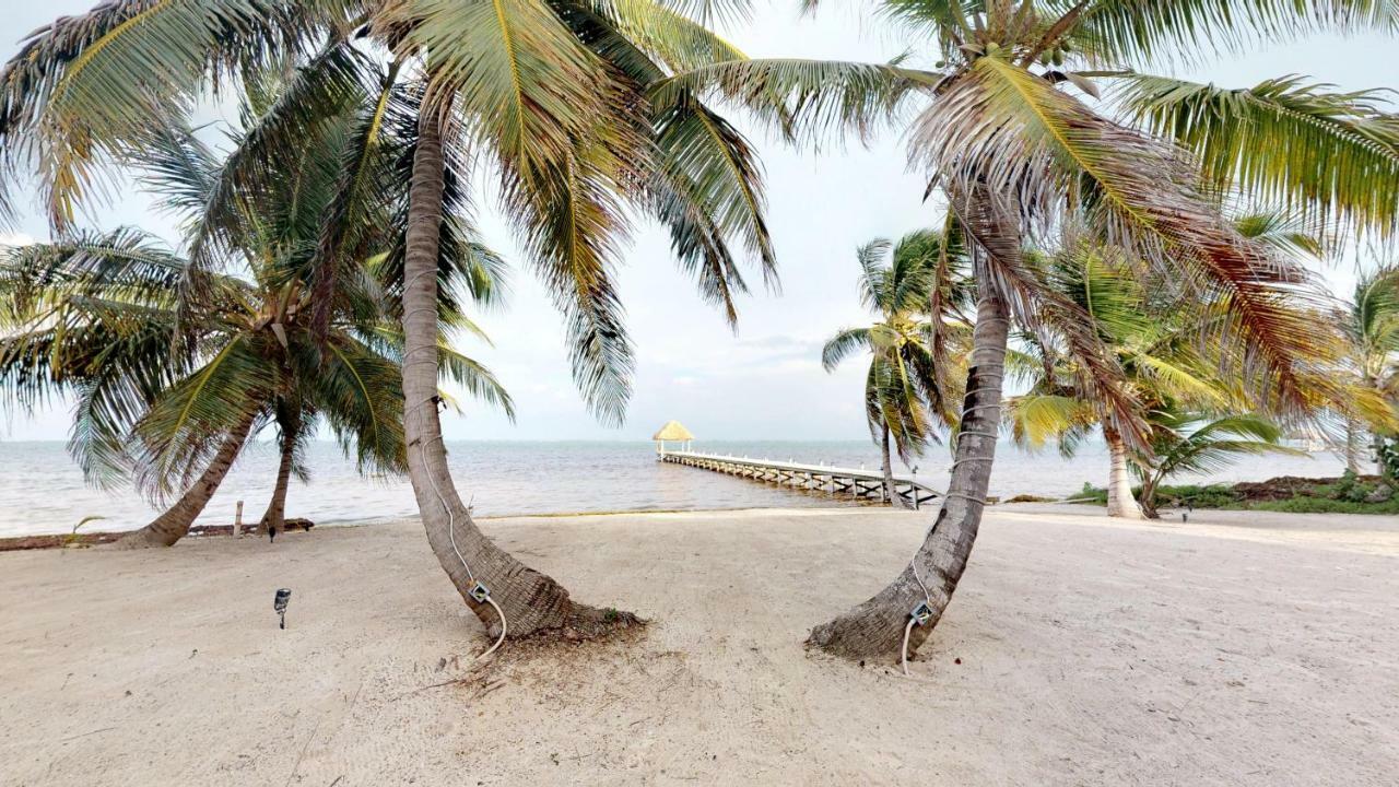 Blue Water Beach Villas San Pedro  Chambre photo
