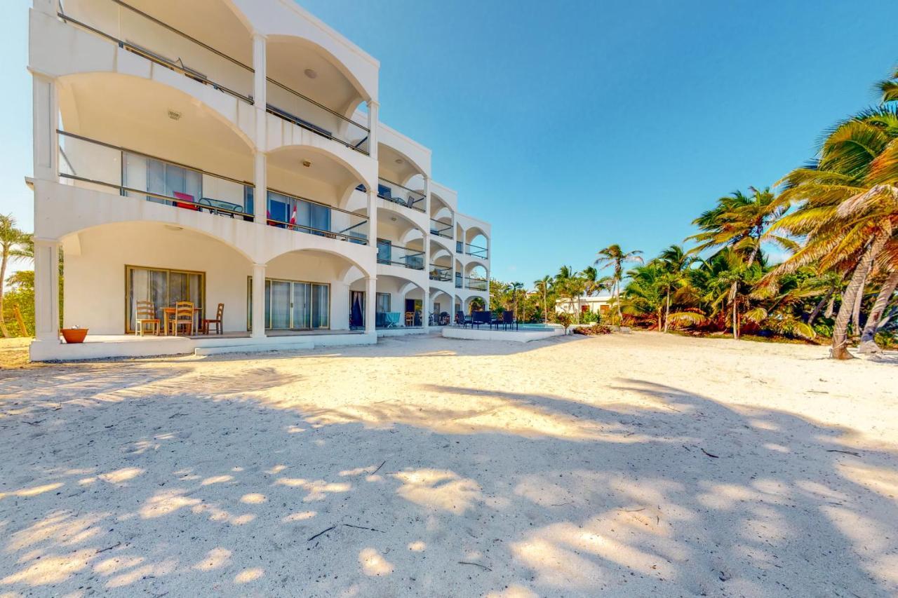Blue Water Beach Villas San Pedro  Extérieur photo